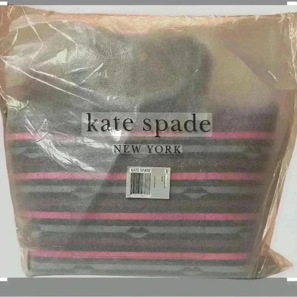 Kate Spade Patrice / Lips Satchel - Crossbody.  NWT - Picture 2 of 12